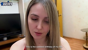 Большегрудая Мамочка Делает Небрежный Минет И Трахается В Pov.